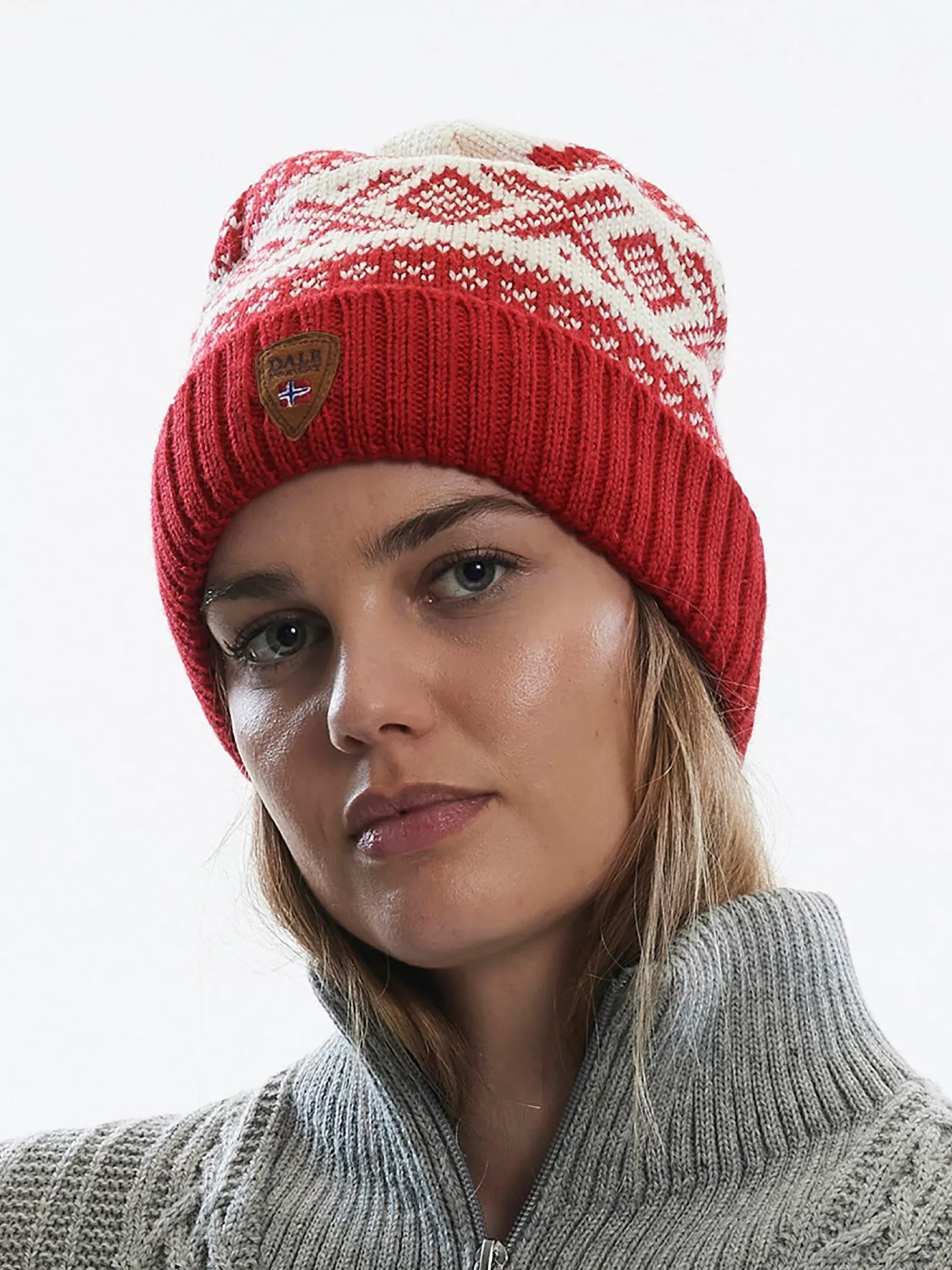 Women Dale of Norway Cortina 1956 Hat - Norwegian Wool