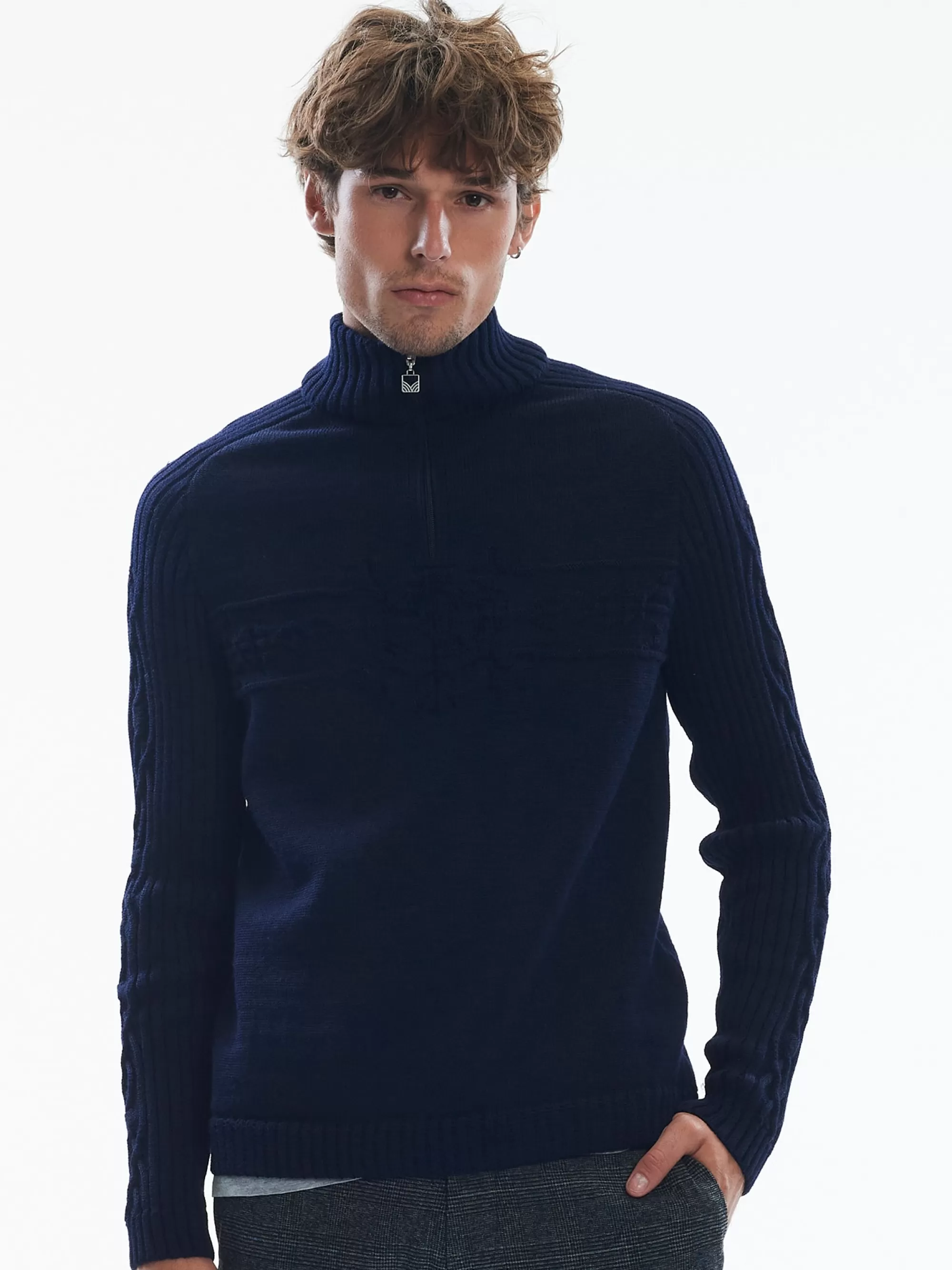 Men Dale of Norway Vegvisir Men's Sweater - Norwegian Wool